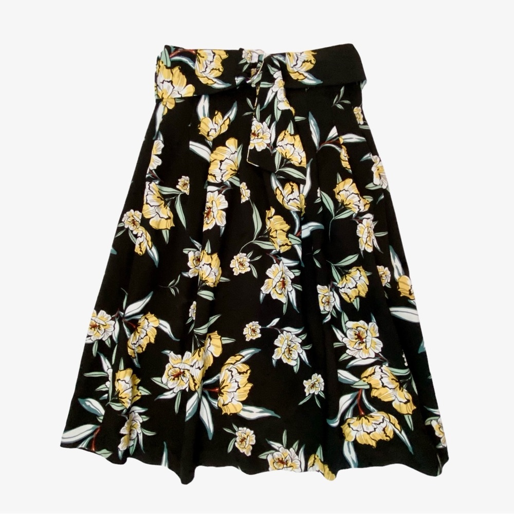 ZARA High Waist Midi Skirt 🌼